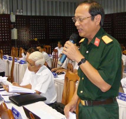 Kỳ họp HĐND tỉnh lần thứ 15: Đại biểu tiến hành thảo luận ở tổ 